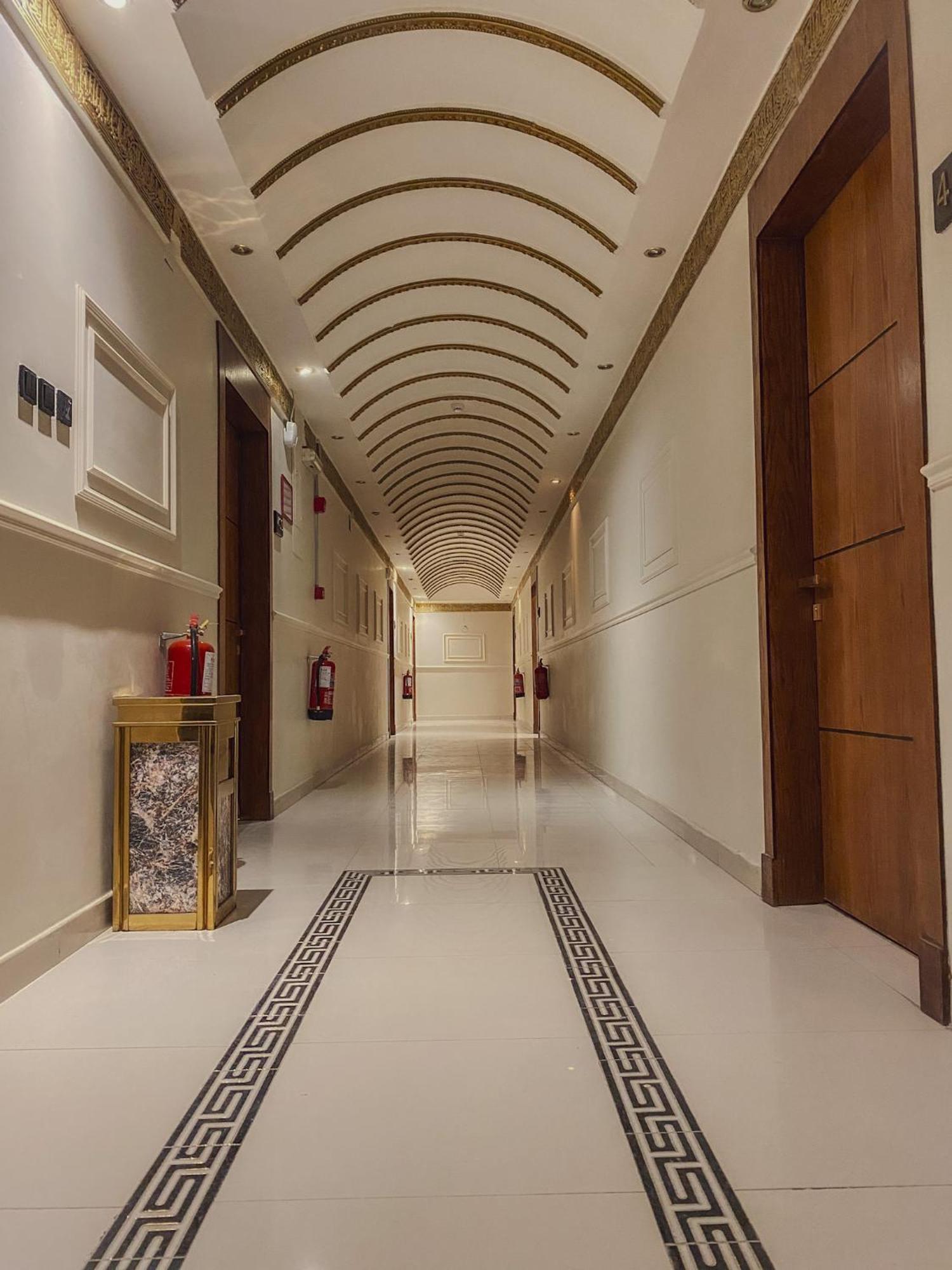 Comfort Inn Al Taawon - Family Only Riyadh Exterior photo