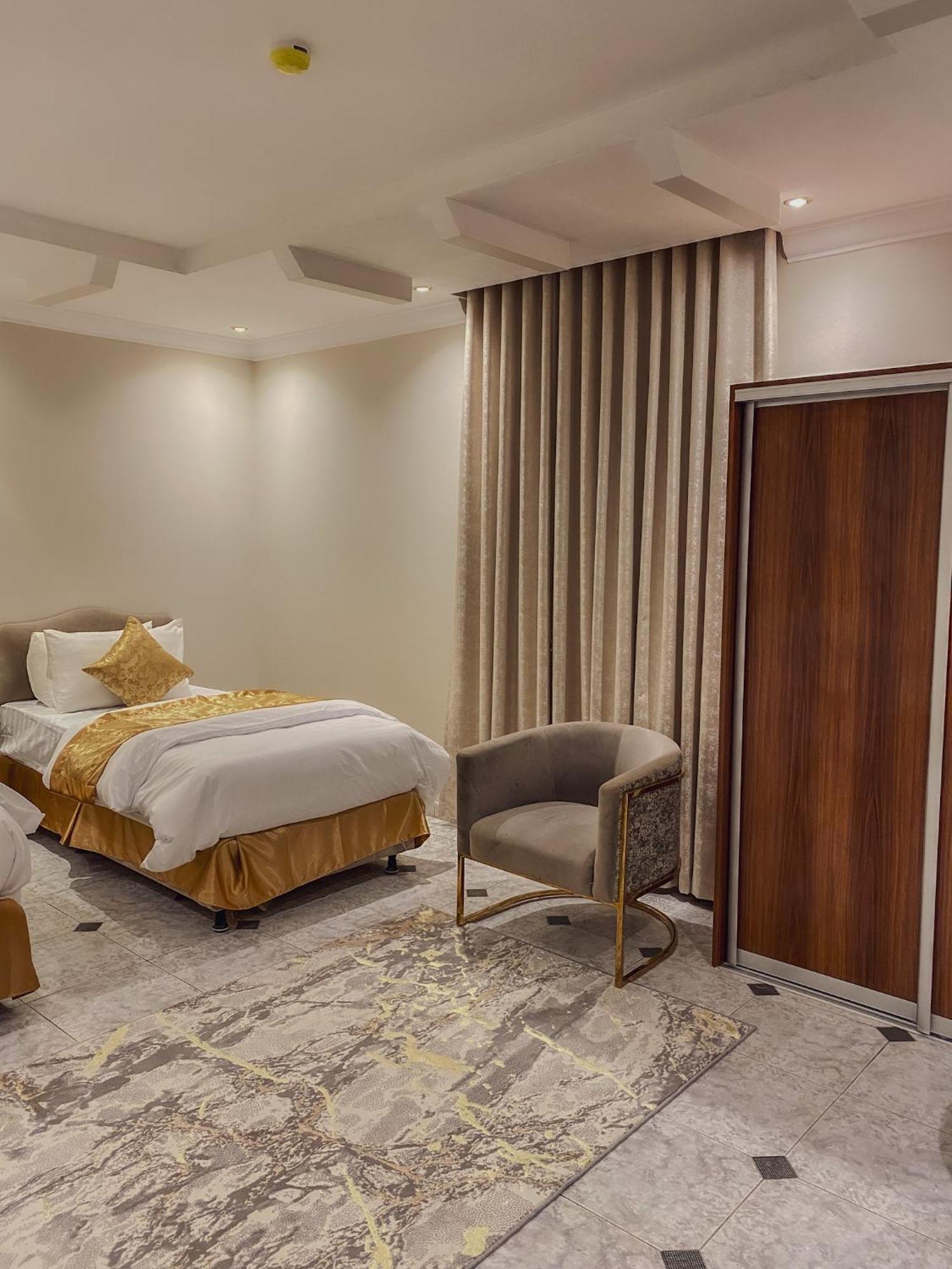 Comfort Inn Al Taawon - Family Only Riyadh Exterior photo