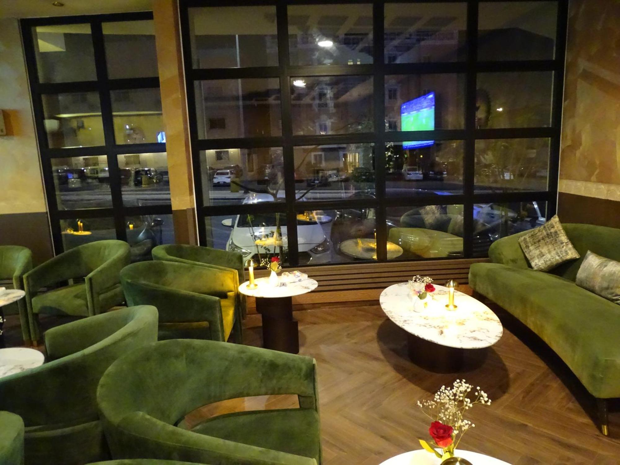 Comfort Inn Al Taawon - Family Only Riyadh Exterior photo